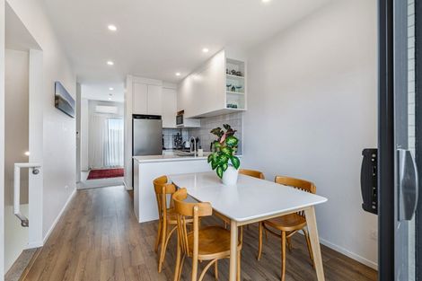 Photo of property in 2/28 Westgate Drive, Westgate, Auckland, 0614