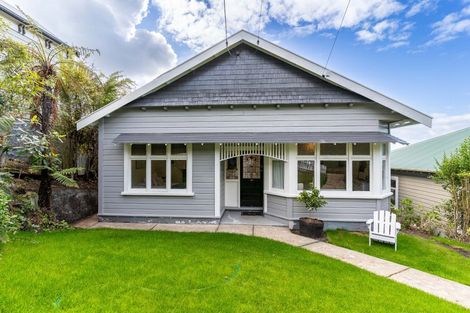 Photo of property in 18 Hart Street, Belleknowes, Dunedin, 9011