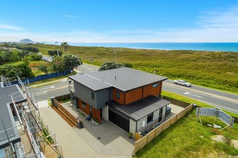 Photo of property in 1 Sandhurst Drive, Papamoa Beach, Papamoa, 3118