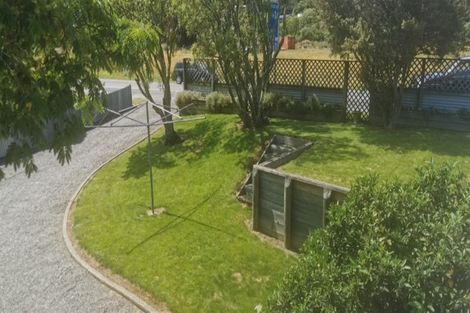 Photo of property in 1 Huia Street, Waikawa, Picton, 7220