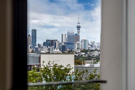 Photo of property in 8/14 Williamson Avenue, Belmont, Auckland, 0622