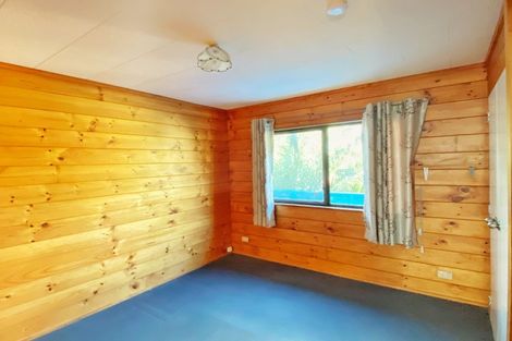 Photo of property in 15 Moxham Grove, Massey, Auckland, 0614