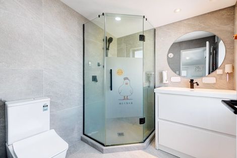 Photo of property in 5 Kearns Drive, Hobsonville, Auckland, 0616