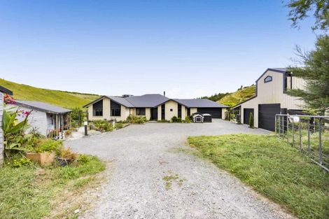 Photo of property in 2 Te Ara Karoiroa Road, 4374