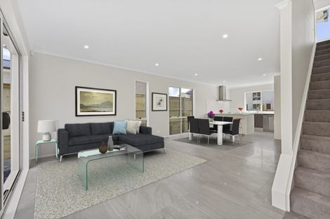 Photo of property in 7 George Mcwhirter Avenue, Massey, Auckland, 0614