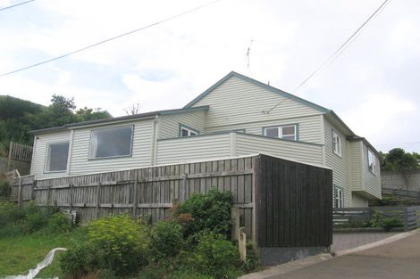 Photo of property in 71a Sidlaw Street, Strathmore Park, Wellington, 6022