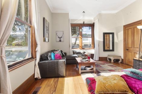 Photo of property in 102 Derwent Street, Island Bay, Wellington, 6023