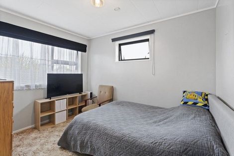 Photo of property in 14 Oberon Street, Stratford, 4332