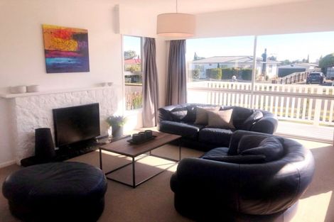 Photo of property in 12 Vogel Street, Levin, 5510