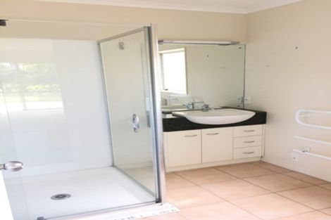 Photo of property in 69 Landing Drive, Albany, Auckland, 0632