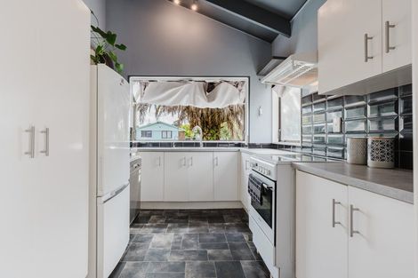 Photo of property in 15 Aintree Street, Nawton, Hamilton, 3200