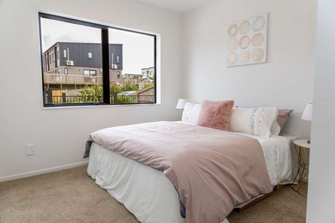 Photo of property in 22a Poruru Close, Papakura, 2110
