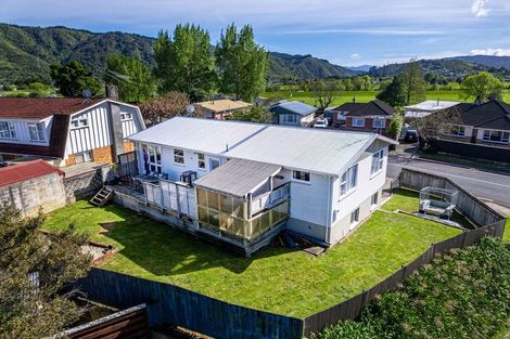 Photo of property in 118 Clouston Park Road, Clouston Park, Upper Hutt, 5018