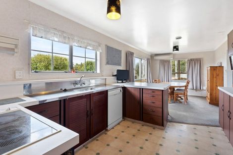 Photo of property in 8 Cambridge Street, Pahiatua, 4910