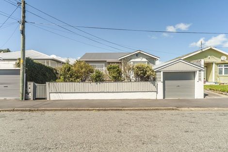 Photo of property in 8 Torridon Road, Miramar, Wellington, 6022