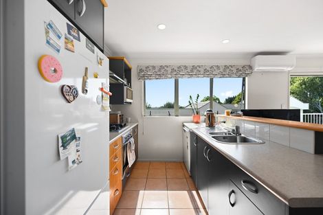 Photo of property in 11a Ruakiwi Road, Hamilton Lake, Hamilton, 3204