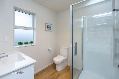 Photo of property in 24 Gallipoli Road, Trentham, Upper Hutt, 5018