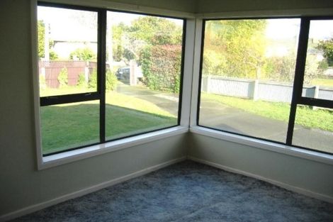 Photo of property in 12 Mappleton Avenue, Burnside, Christchurch, 8053