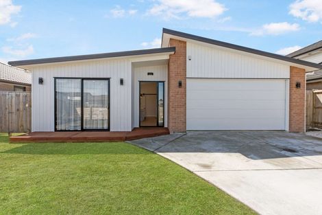 Photo of property in 17 Piripono Crescent, Pukekohe, 2120