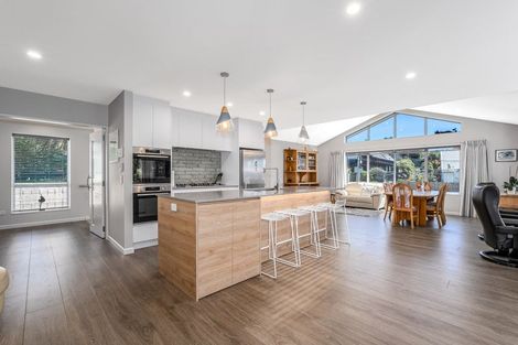 Photo of property in 118 Rosetta Road, Raumati South, Paraparaumu, 5032