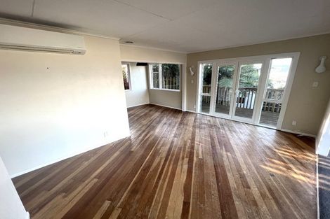 Photo of property in 36 Rakeiora Grove, Korokoro, Lower Hutt, 5012