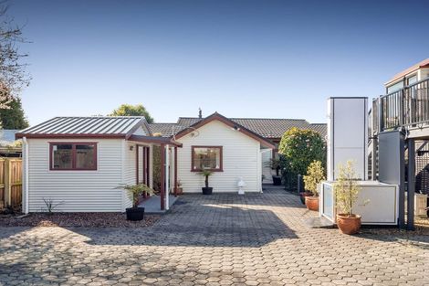 Photo of property in 162a Avonhead Road, Avonhead, Christchurch, 8042