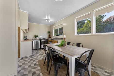 Photo of property in 39 Tavistock Street, Westown, New Plymouth, 4310