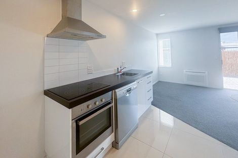 Photo of property in 2/318 Barbadoes Street, Christchurch Central, Christchurch, 8011