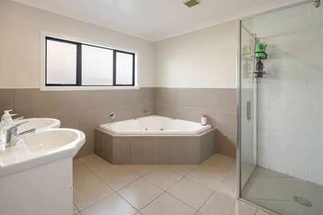 Photo of property in 6 Santiago Place, Flagstaff, Hamilton, 3210