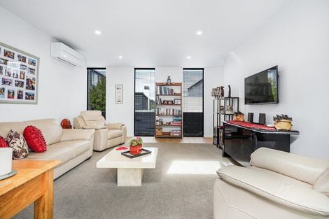 Photo of property in 4u3 Domain View Lane, Frankton, Hamilton, 3204