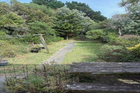 Photo of property in 37 Milne Terrace, Island Bay, Wellington, 6023