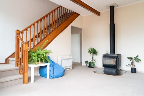 Photo of property in 21 Thornley Street, Titahi Bay, Porirua, 5022