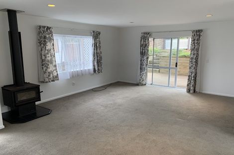 Photo of property in 12b Penton Road, Stanmore Bay, Whangaparaoa, 0932