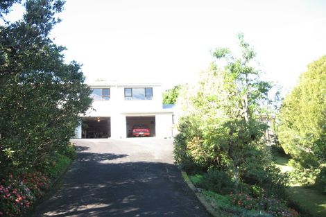 Photo of property in 28 Oliver Twist Avenue, Mellons Bay, Auckland, 2014
