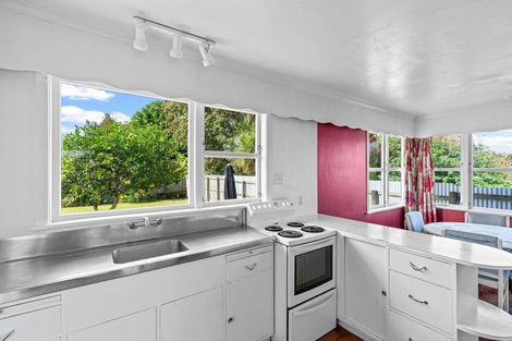 Photo of property in 9 Roslyn Road, Levin, 5510