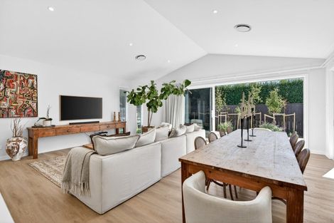 Photo of property in 38 Orchard Road, Greytown, 5712