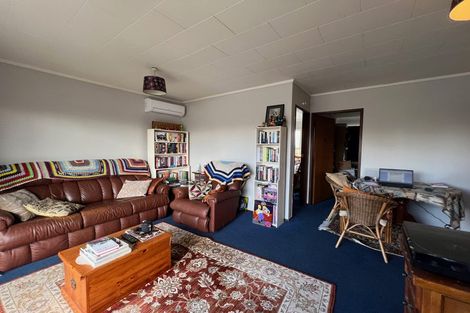 Photo of property in 4u5 May Street, Hamilton East, Hamilton, 3216