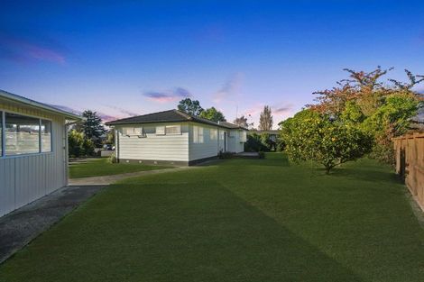 Photo of property in 44 Escort Grove, Awapuni, Palmerston North, 4412