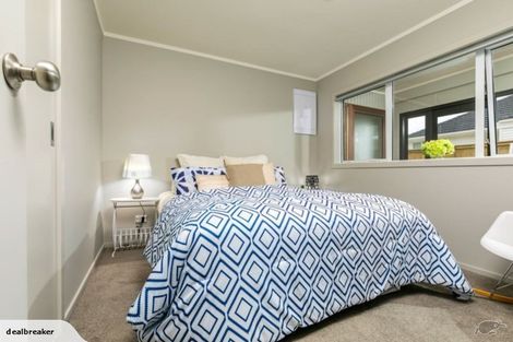 Photo of property in 1/744 Te Atatu Road, Te Atatu Peninsula, Auckland, 0610