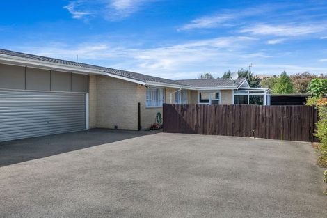 Photo of property in 2/92a Saint Martins Road, Saint Martins, Christchurch, 8022