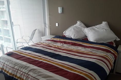 Photo of property in Sanctum Apartment, 10 Ebor Street, Te Aro, Wellington, 6011