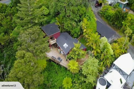Photo of property in 666 South Titirangi Road, Titirangi, Auckland, 0604