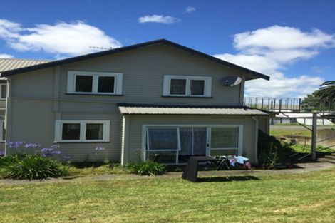 Photo of property in 2 Gaisford Terrace, Waipukurau, 4200