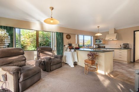 Photo of property in 9 Heron Crescent, Katikati, 3129