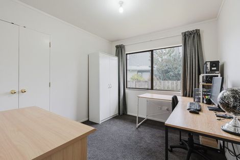Photo of property in 73 Glen Lynne Avenue, Queenwood, Hamilton, 3210