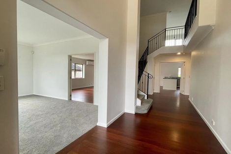 Photo of property in 6 Oak Bark Drive, Schnapper Rock, Auckland, 0632