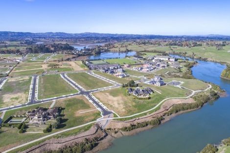 Photo of property in 35 Hayfield Way, Karaka, Papakura, 2113