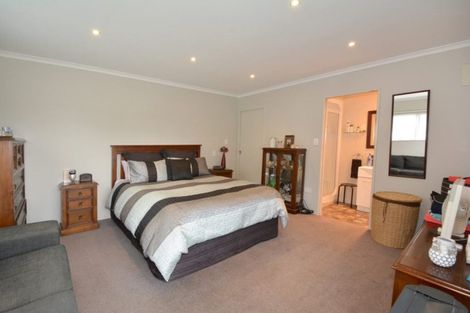 Photo of property in 6 Stephen Street, Halfway Bush, Dunedin, 9010