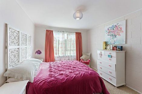 Photo of property in 28a He Awa Crescent, Waikanae, 5036