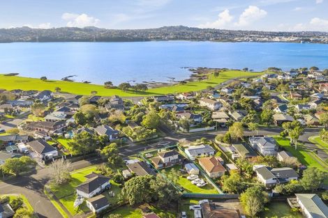 Photo of property in 86 Muir Avenue, Mangere Bridge, Auckland, 2022